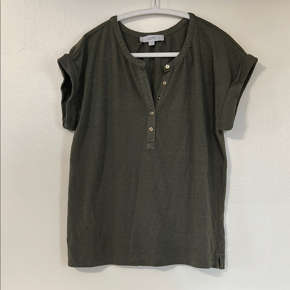 LOFT Women's Green Top